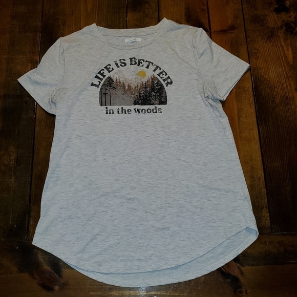 Life is Better in the Woods Graphic tee - Picture 3 of 6